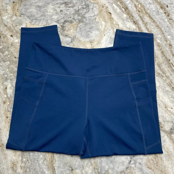 Zyia Active Capri Legging with side Pockets - Size 12 - Picture 5 of 9